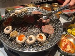 -草家酱蟹炭火烤肉店(珲春南路一店)