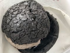 奥利奥咸奶油泡芙-mira甜品屋(财大店)