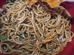 -爆炸头阿姨小四川正宗川味小吃(无任何分店)
