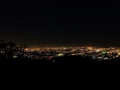 -鬼笑石后山停车场