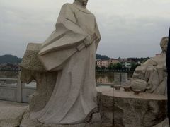 -嘉百乐超市(新东街店)