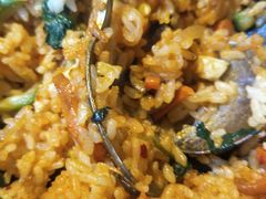 传统石锅拌饭-唯成•韩国炭火烤肉 유성고기