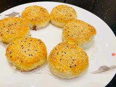蟹黄萝卜丝酥饼-尚香汤包文博馆(合兴路店)
