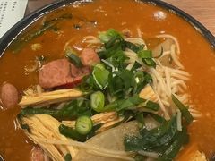 -肥汁米蘭香港米线(定西路店)
