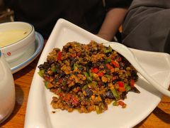 -滇香肴·云南菜蒸汽石锅鱼(云南北路店)