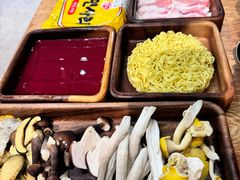 -菌小白火锅(时尚天河店)