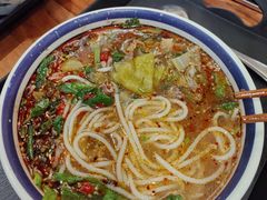 -云阿蛮云南生烫牛肉米线(奉贤路店)