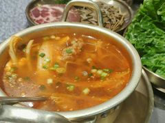 泡菜肥牛汤-本炙炭烤·蒲烧活鳗料理店(金沙洲店)