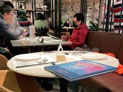 -港丽餐厅
