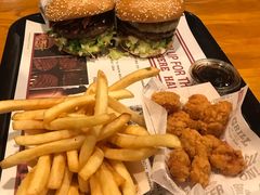 -The Habit Burger Grill 哈比特汉堡(复兴soho店)