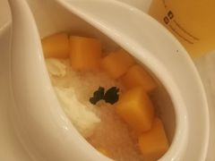 -Make Me Mango Tha Tian