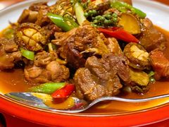 渔村鲍鱼炒鸡-小船渔村•大连菜•大连焖鱼(黄河路店)