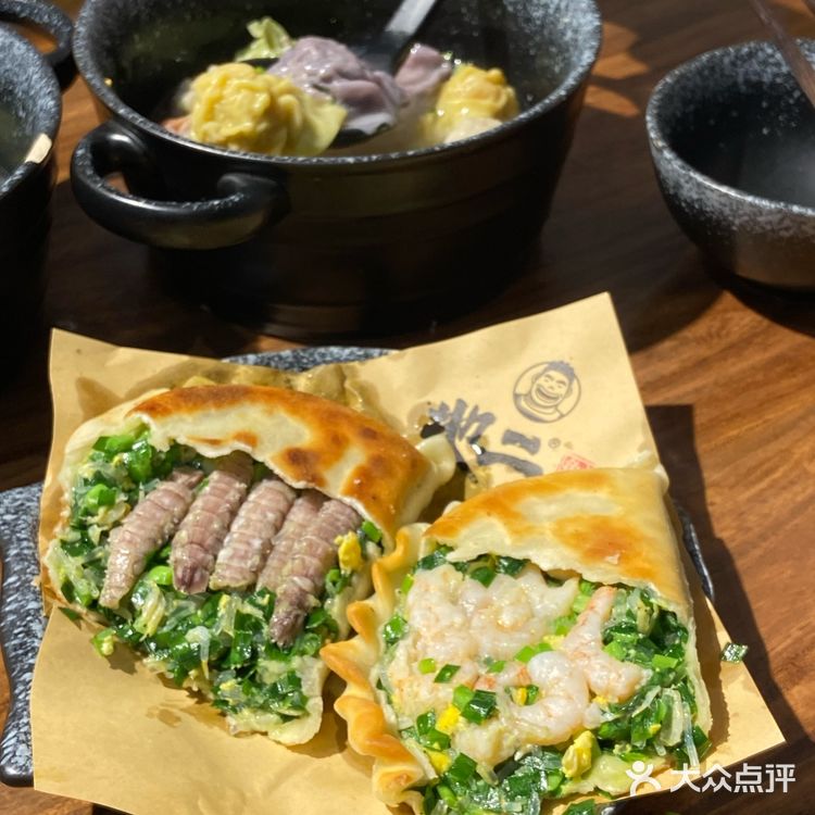 🌊青岛必尝!特色手作鱼汤馄饨🍲