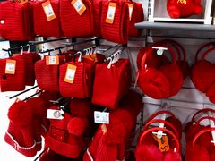 -家乐福(四元桥购物中心店)