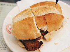 猪扒包-义顺牛奶公司(庇利金街店)