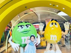 -m豆巧克力世界(上海世茂广场店)