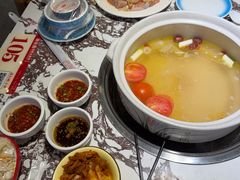 -谢云贵清香水煮鸡火锅(总店)
