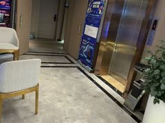 -网鱼电竞酒店(成都欢乐谷金府地铁站店)