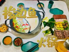 -新辣道鱼火锅(维多利店)