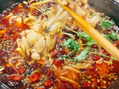 老铁锅秘制美蛙-鸿顺老铁锅美蛙鱼府(解放碑店)
