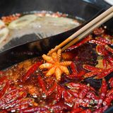 温暖人心和胃的烟火气息老火锅｜樂火锅