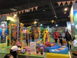 -利奥梦幻主题乐园(爱琴海购物公园店)