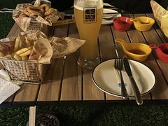 -麦落精酿啤酒餐吧(先农大院店)