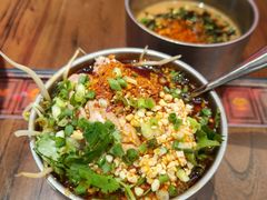 冒脑花-成都你六姐·牛肉冒菜(信泰中心商场店)