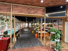 -渝信川菜 · 川味家常菜(财富购物中心店)