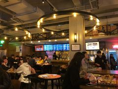 大堂-造精酿餐厅