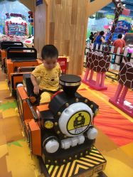 -莫莉幻想儿童乐园(武汉保利广场店)