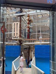 -PIPIKINGDOM皮皮王国欢乐号(欢乐海岸购物中心店)