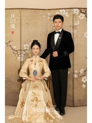 -雪中彩影婚纱摄影·微光艺术中心