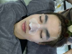 -V7 HAIR SALON