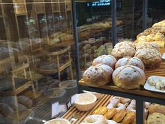 -焙丽拾光(麦凯乐直营店)