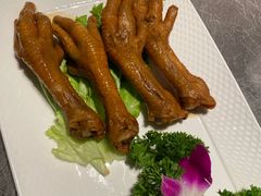 -德天肥牛海鲜火锅(城西银泰店)
