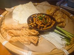 -魏铭鱼头捞饭(晋阳路店)