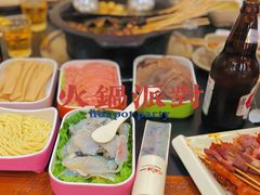 -川麻婆泥锅涮肚·串串火锅(物资学院店)