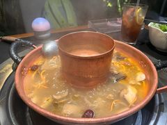 -菌自由丨野生菌火锅特色庭院餐厅(丽江古城店)
