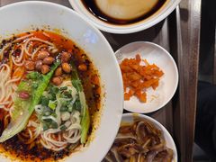 -小滨楼(渝都大道店)