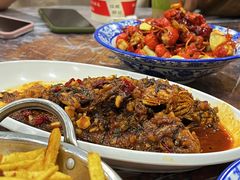 -江城燕子大排档(江汉路步行街店)