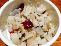 -渝是乎酸菜鱼(龙旗购物中心店)