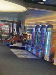 -奈尔宝·国风主题儿童乐园·亲子餐厅(豫园商城店)