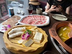 -滇釜火锅·能喝汤的火锅(车公庄店)