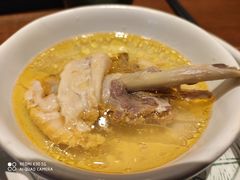 云南经典汽锅鸡-云海肴·汽锅鸡·云南菜(苏州中心店)