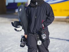 -乔波室内滑雪场