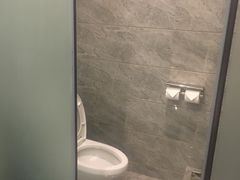 -红方格精致酒店(泸州金融中心万象汇店)