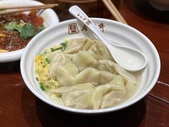 刀鱼馄饨-老半斋(福州路店)