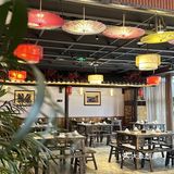 从江湖菜到传统川菜都能找到身影，吃上鲜活美味的菜肴