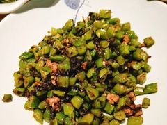 -荷花亭·湖北融合菜(十堰武商MALL店)